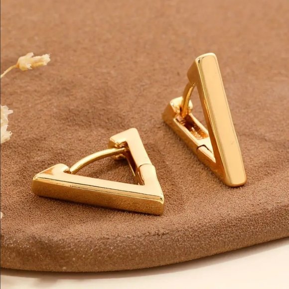 14K Gold Triangle 2ct Diamond Womens Snap Back Earrings Small Hoops Jewelry 2 ct